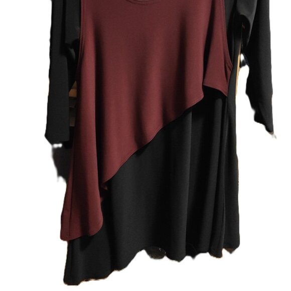 Sympli Asymmetrical Layered Tunic Top – Black & Merlot – Size 6 - Picture 3 of 3